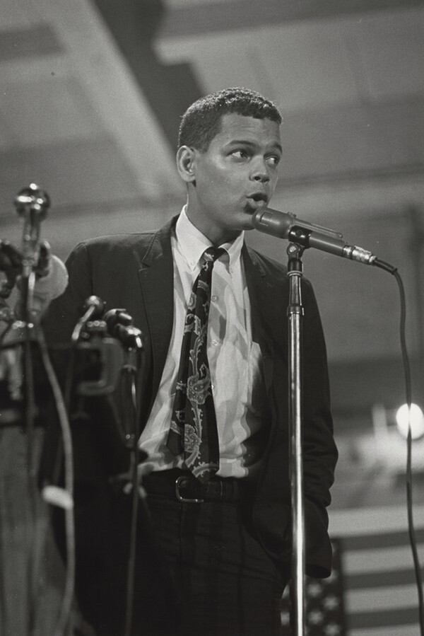 Julian Bond, New Politics Convention, Chicago, Illinois