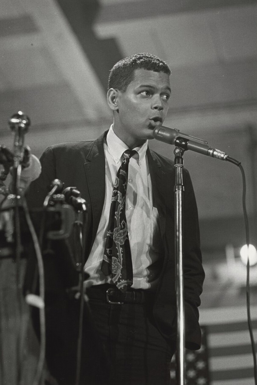 Julian Bond, New Politics Convention, Chicago, Illinois