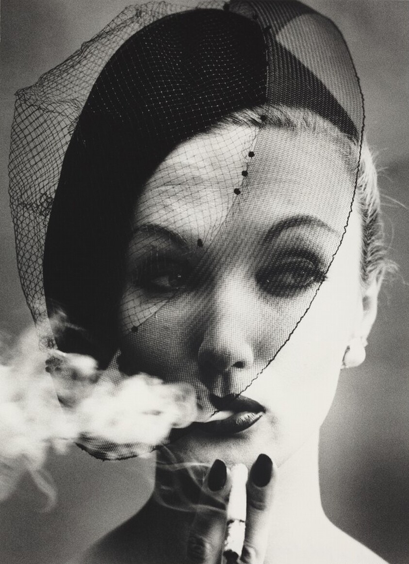 Smoke + Veil, Paris