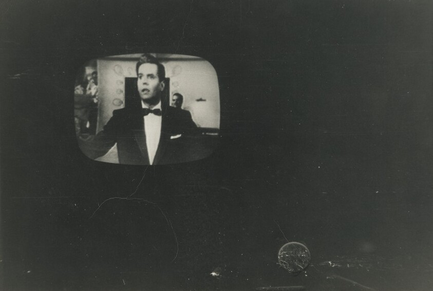 Untitled ("Lucy is Enceinte")