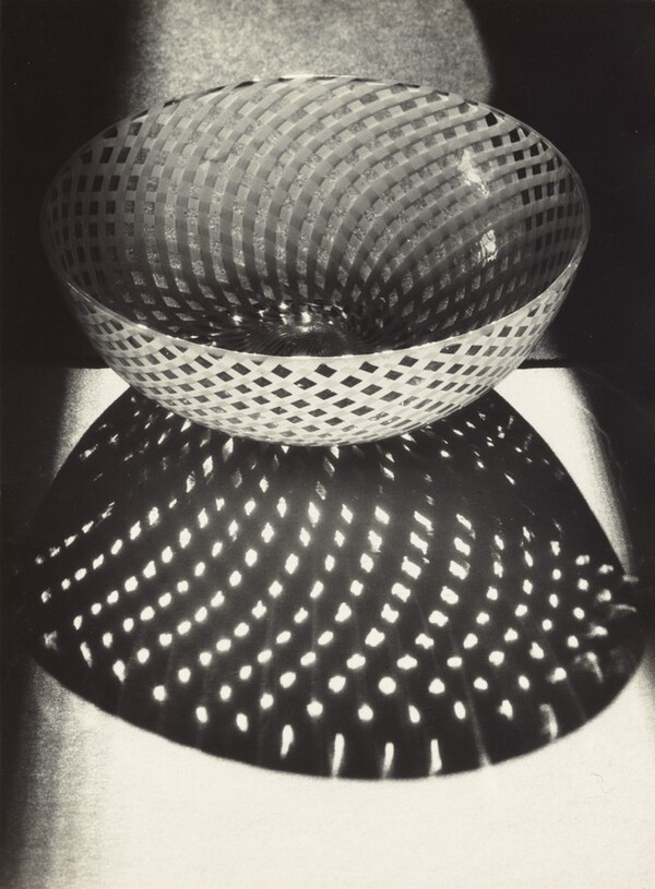 Cím nélkül (Tál) (Untitled [Bowl])