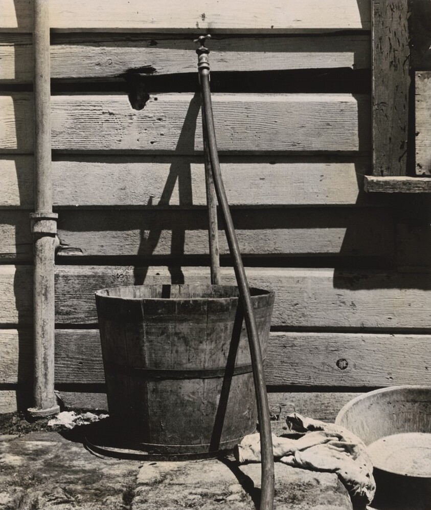 Wooden Tub with Basin, Pomona, California