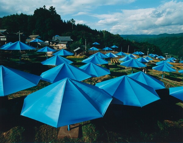 The Umbrellas, Japan-USA, 1984-1991