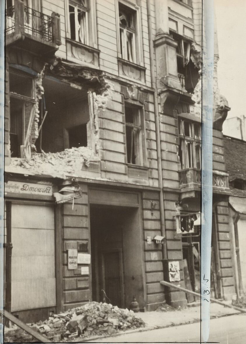 Title from caption on object: “Warsaw”