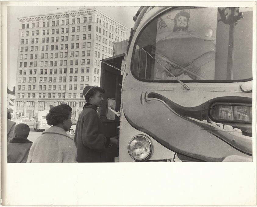 Women boarding bus--Chattanooga, Tennessee
