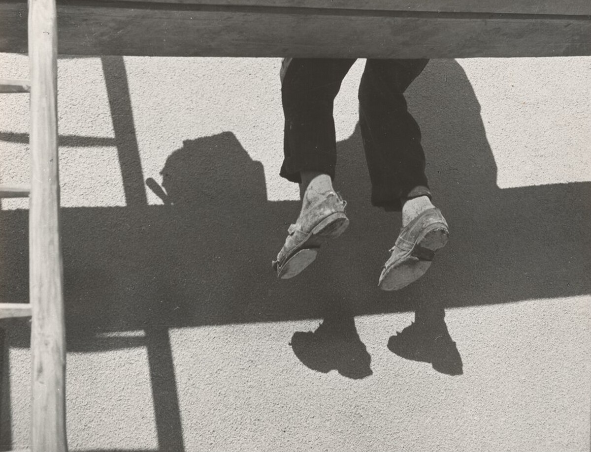 Ombre sul muro (Shadow on the Wall)