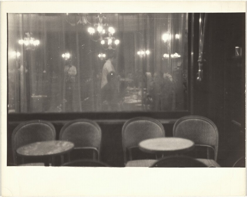 Café at night, Paris