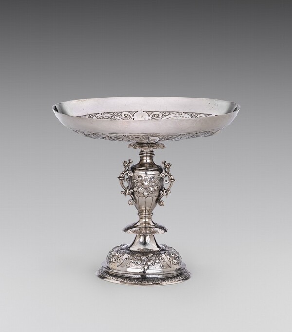 Standing Dish (Tazza)