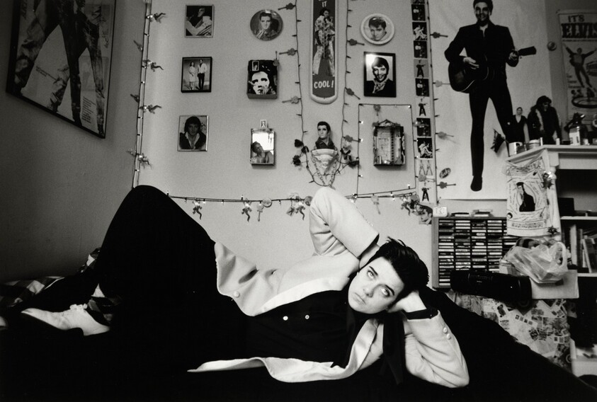 Elvis "Themselvis": Leigh Crow