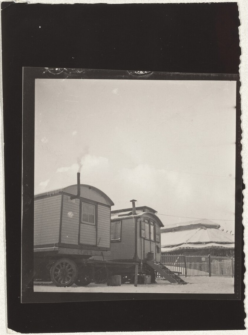 Caravans--Architecture