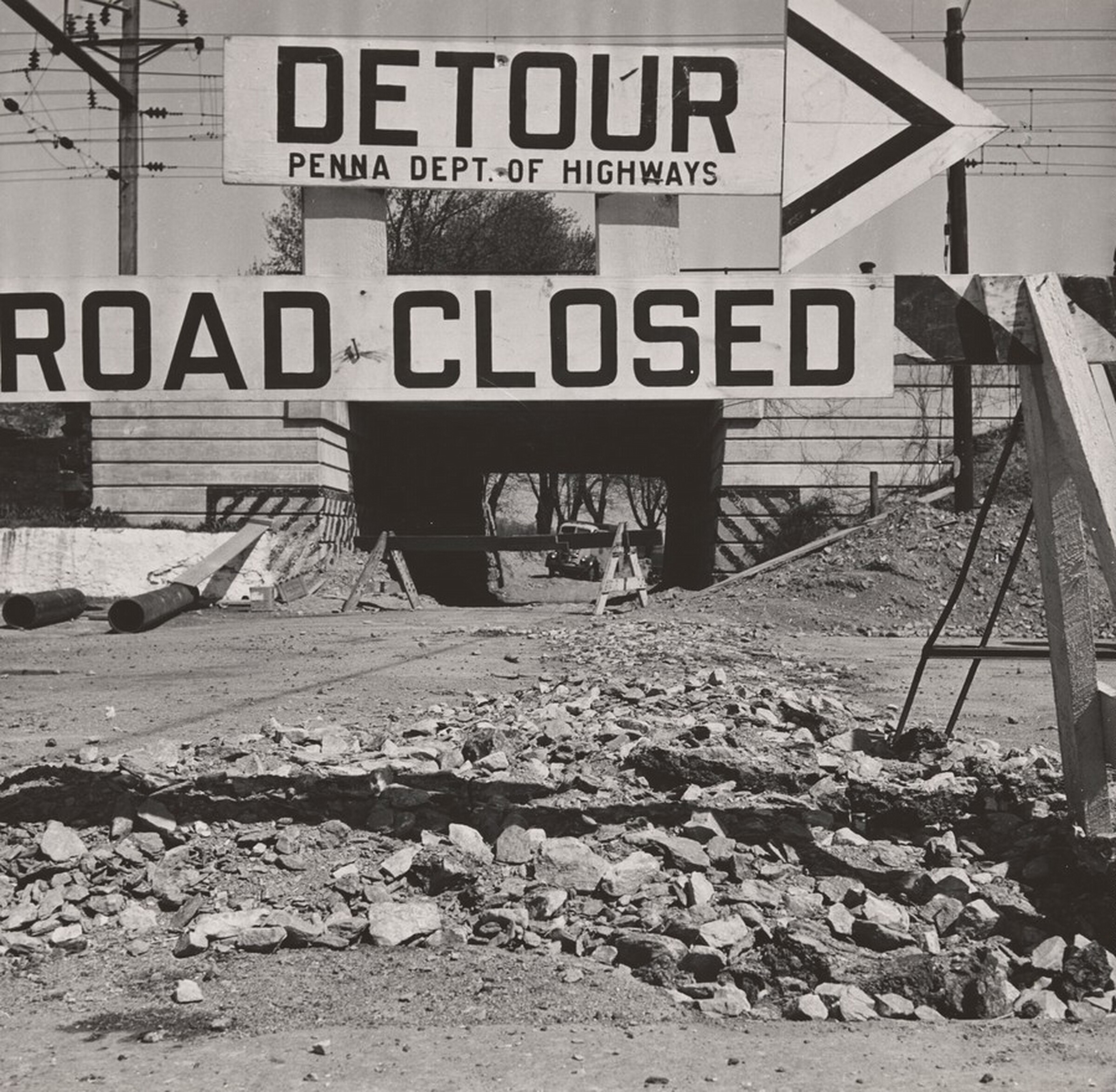 Paoli, Pa. Detour sign on U.S. highway 202, Gordon Parks, 1944