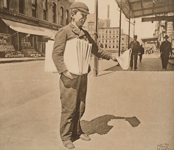 Newsboy, Grand Central Depot