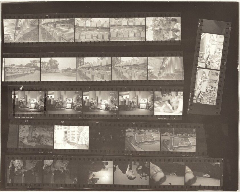 Juke boxes and mail boxes no number