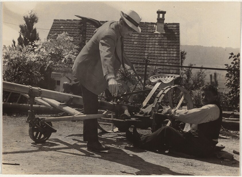 Actors with plow--Filming "Steibruch"