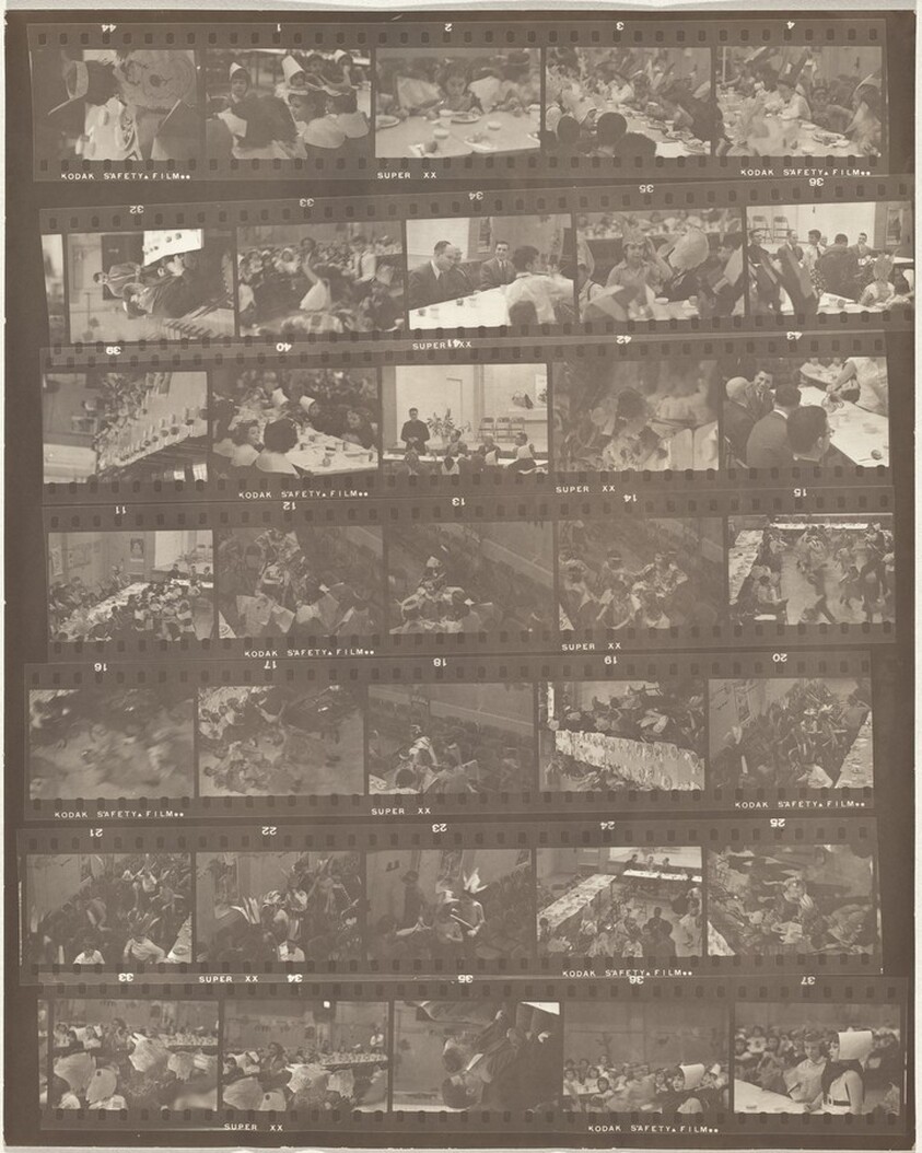 Children at Thanksgiving, Winfield no number