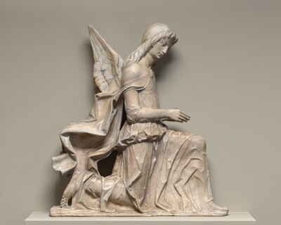 Kneeling Angel